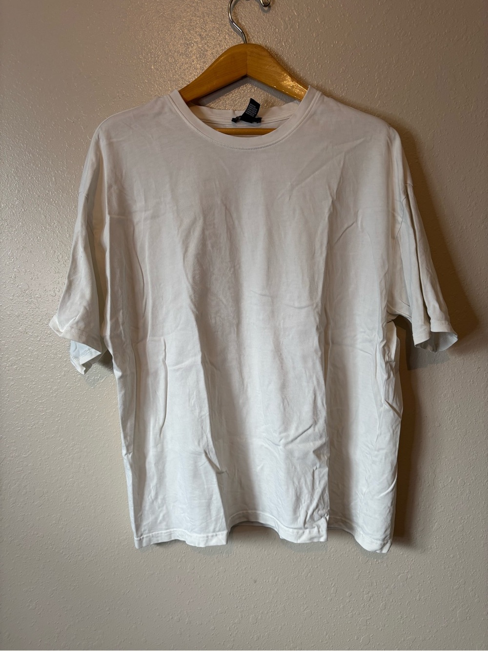 Forever 21 white tee